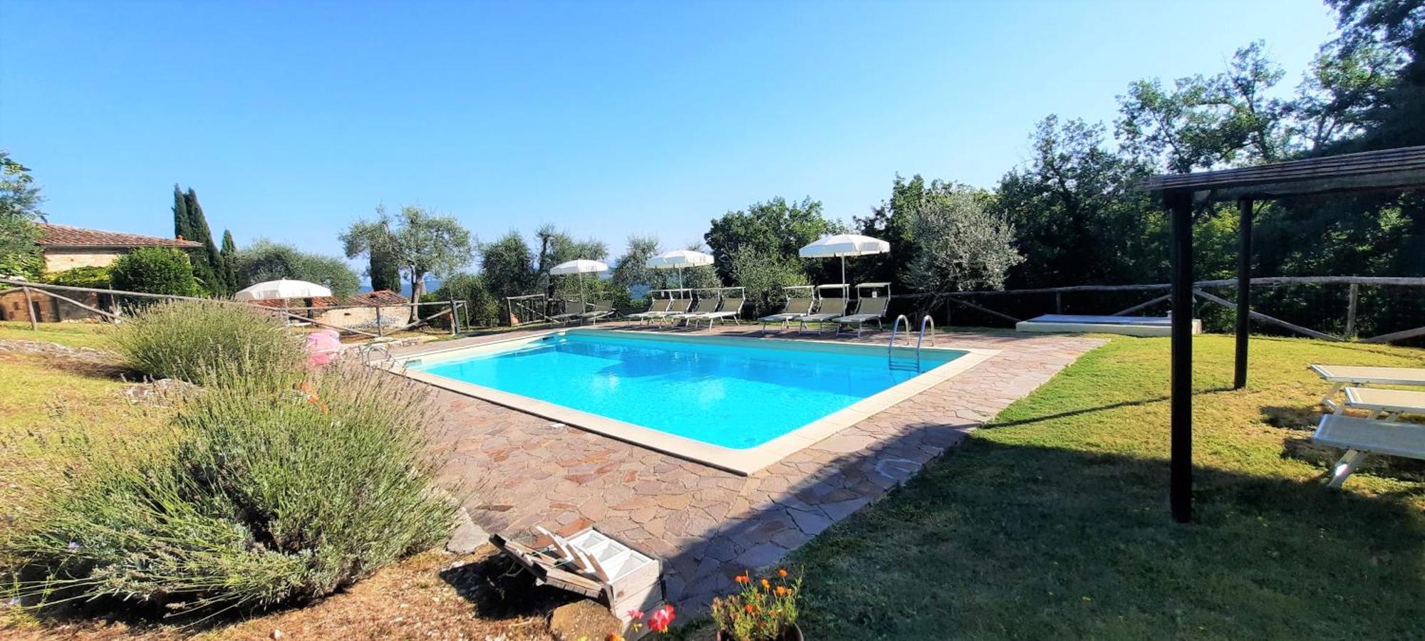 Agriturismo I Ceppi サン・カシャーノ・イン・ヴァル・ディ・ペーザ エクステリア 写真
